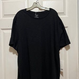 Men’s Vince black T-shirt brand new with the tag